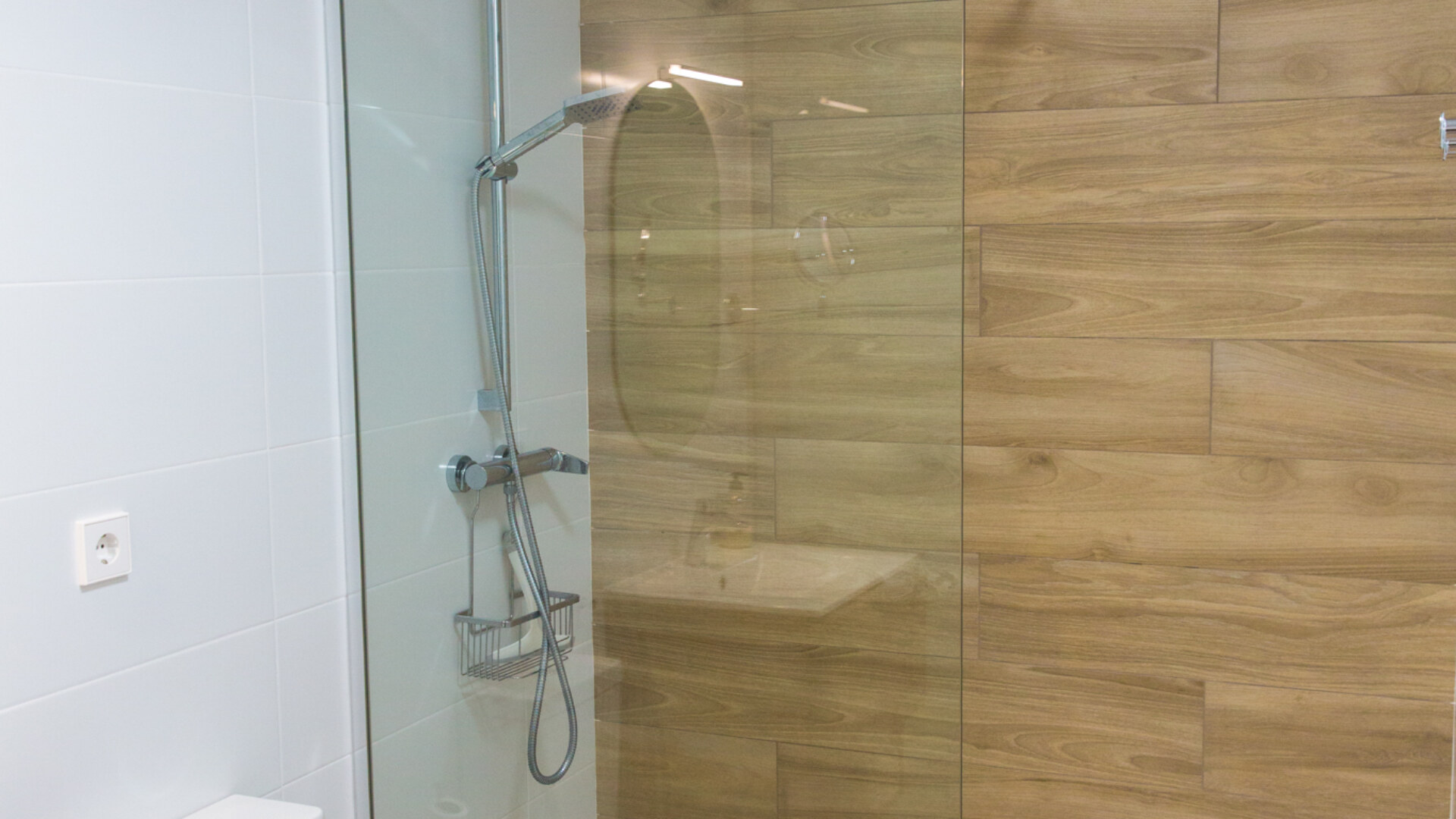 Première salle de bain